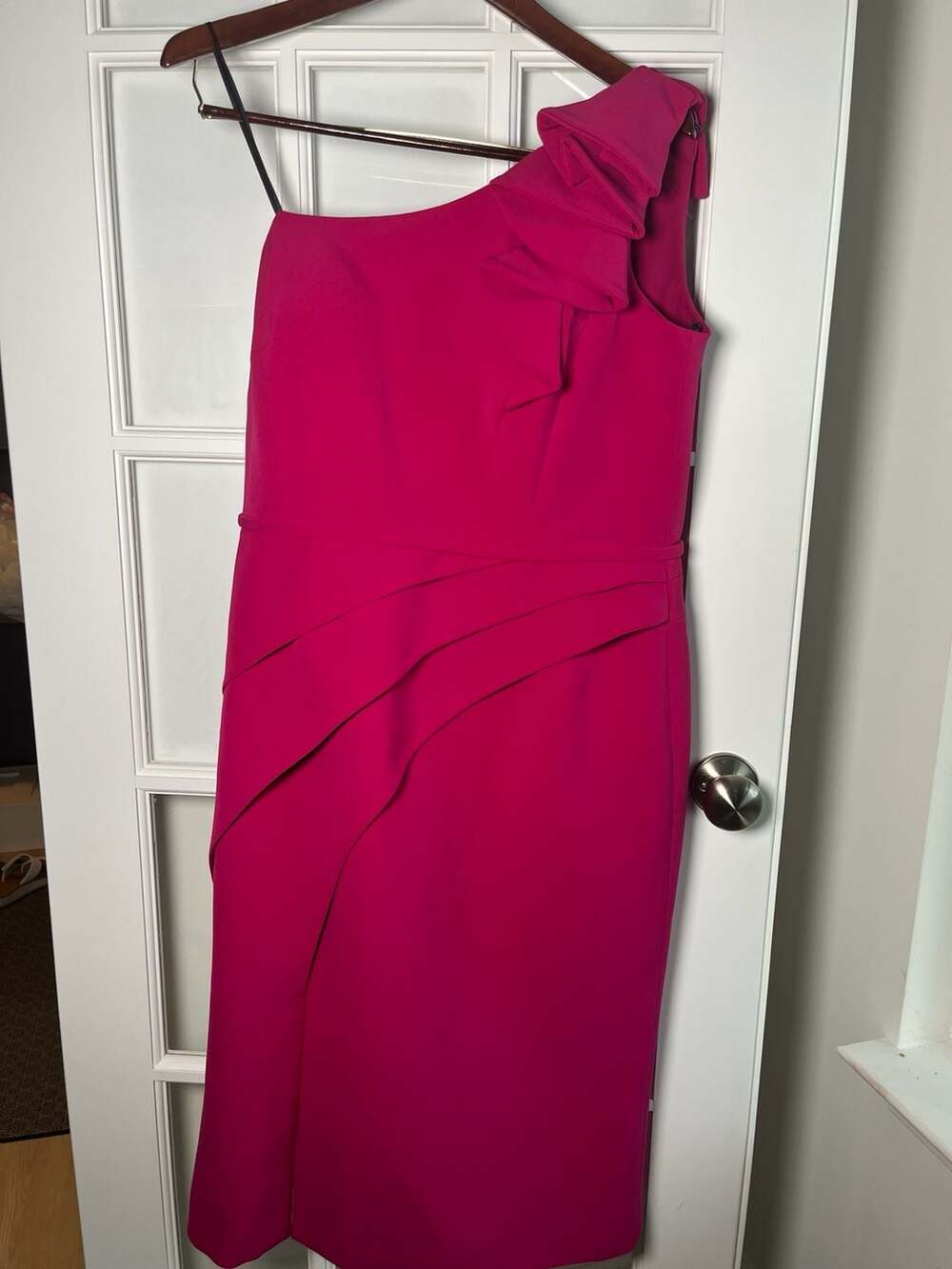 Alexander by Daymor One-Shoulder Ruffle Detail Sheath Midi Dress